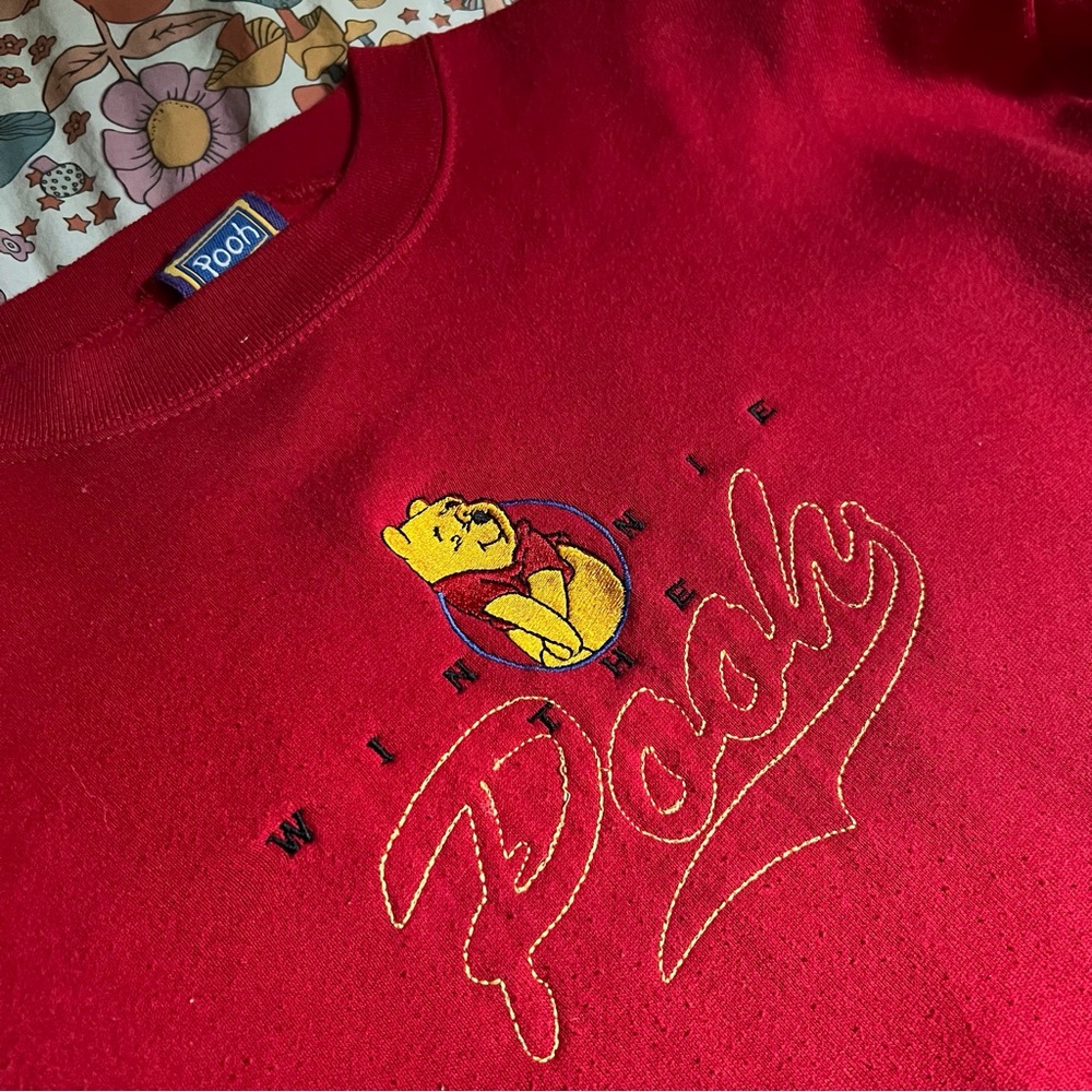 Vintage Disney Winnie the Pooh Crew Neck
